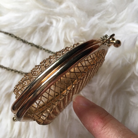 Egirl punk tiny cage clutch on chain gold vintage - Picture 10 of 12